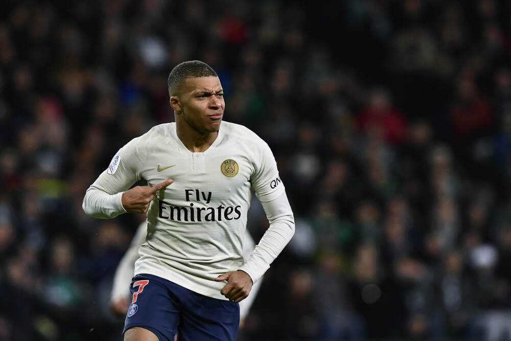 扬眉吐气了一把！申京大帽穆雷中投 随后空切单臂滑翔暴力劈扣！